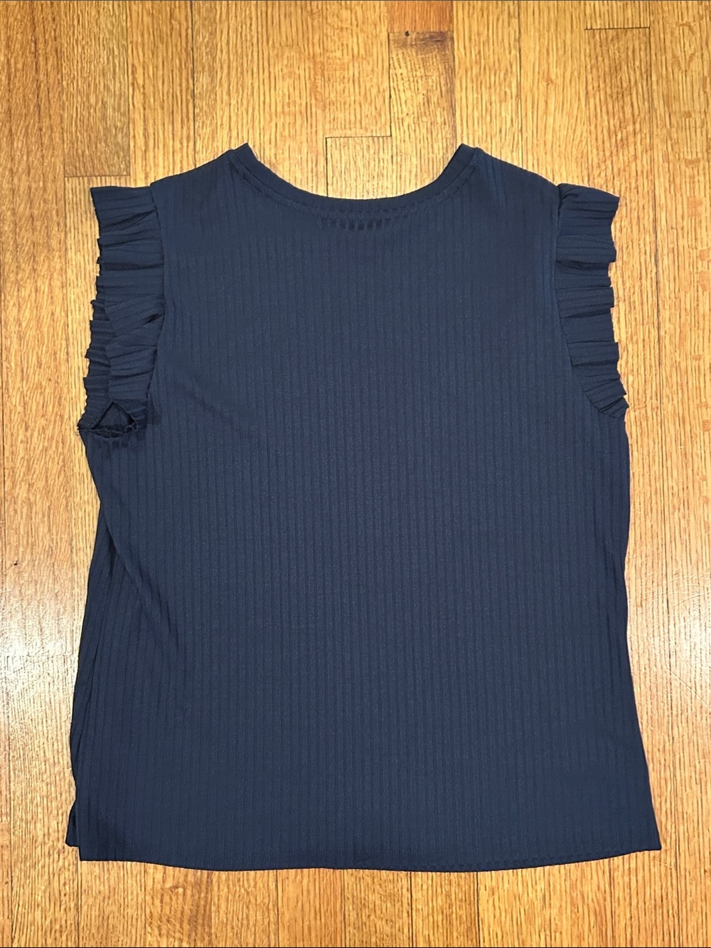 Time and Tru Navy Ruffle Cap-Sleeve Ribbed Top Size Medium - Picture 6 of 8